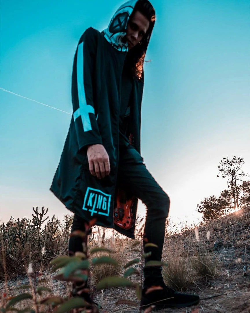 SULLIVAN KING X SCUMMY BEARS - SKULLIVAN - CLOAK