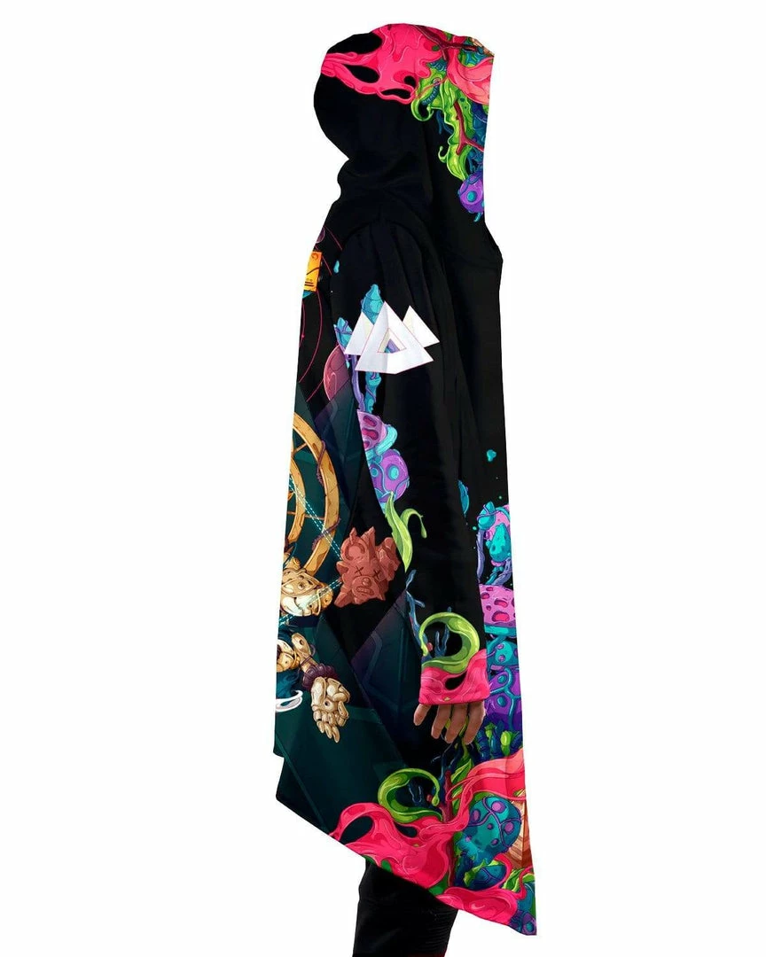 WAKAAN X SCUMMY BEARS - ANCIENT ALIENS - CLOAK