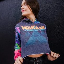 WAKAAN X SCUMMY BEARS - ANCIENT ALIENS - CROP HOODIE